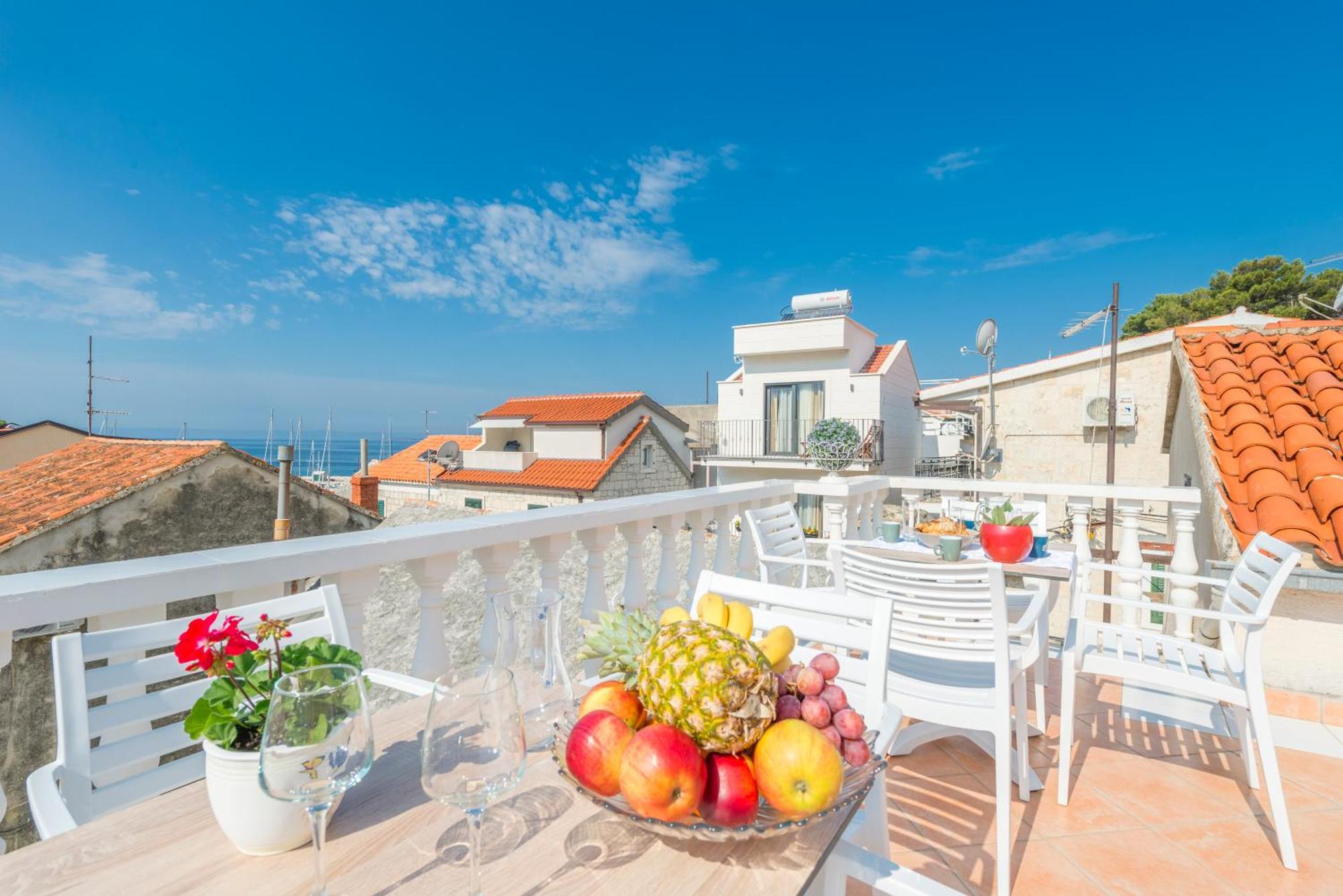 Apartments Roma Baska Voda Luaran gambar