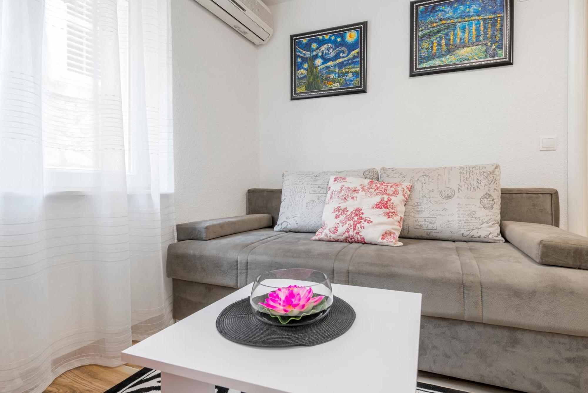 Apartments Roma Baska Voda Luaran gambar